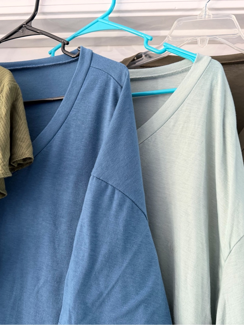 Plus Size T Shirt Lot of 5 - Picture 3 of 8